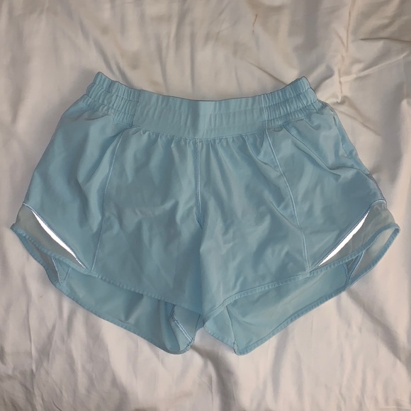 Lululemon Hotty Hot Shorts - Picture 1 of 3